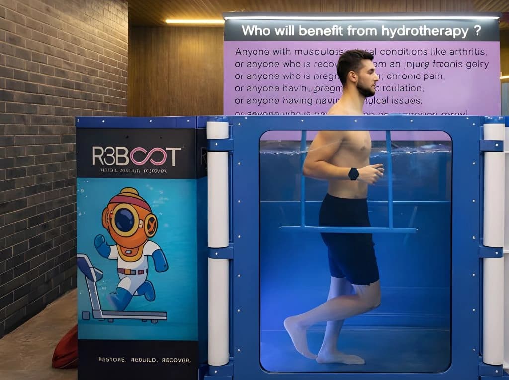 Physiotherapist supervising aqua therapy session R3BOOT Mumbai